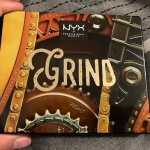 NYX Grind palette